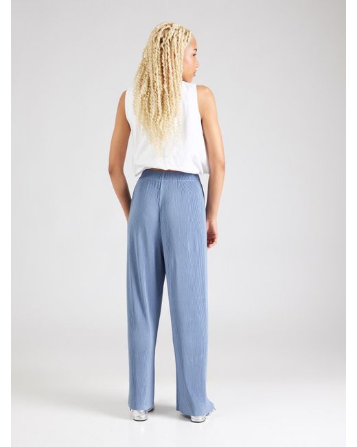 Studio Select Blue Hose 'Celina'