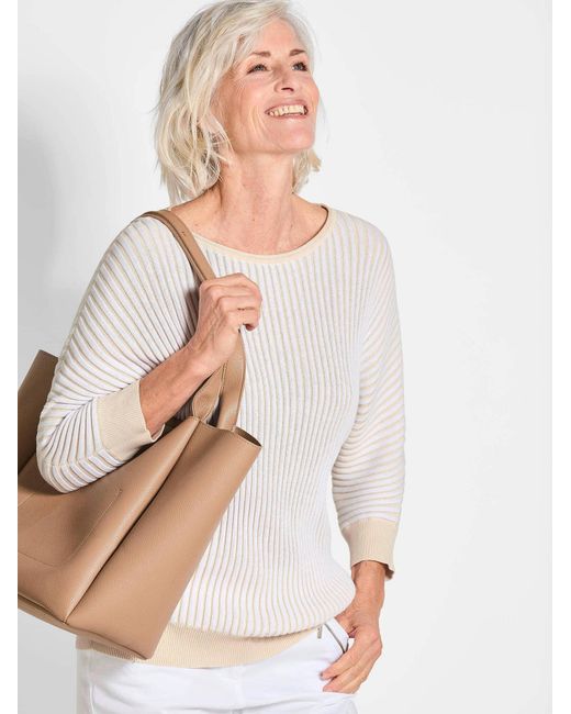 Goldner White Pullover
