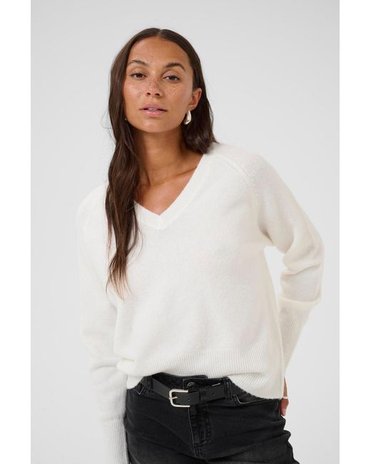Kaffe White Pullover Kaniel