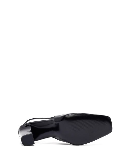 Derimod Black Pumps