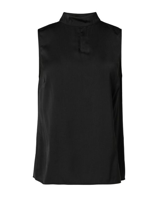 Comma, Black Top