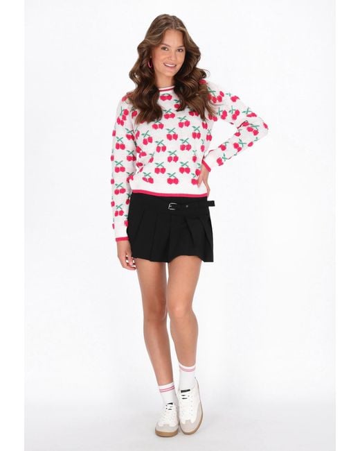 myMo Red Pullover