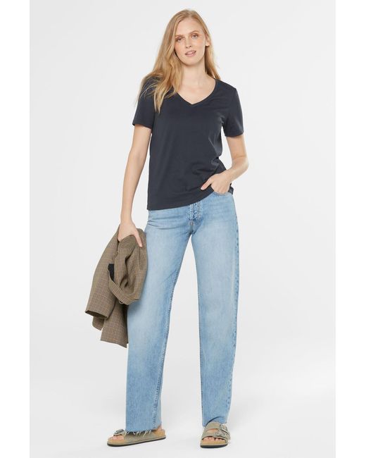SENSES.THE LABEL Black Basic T-Shirt Ta:Vi Mit V-Ausschnitt
