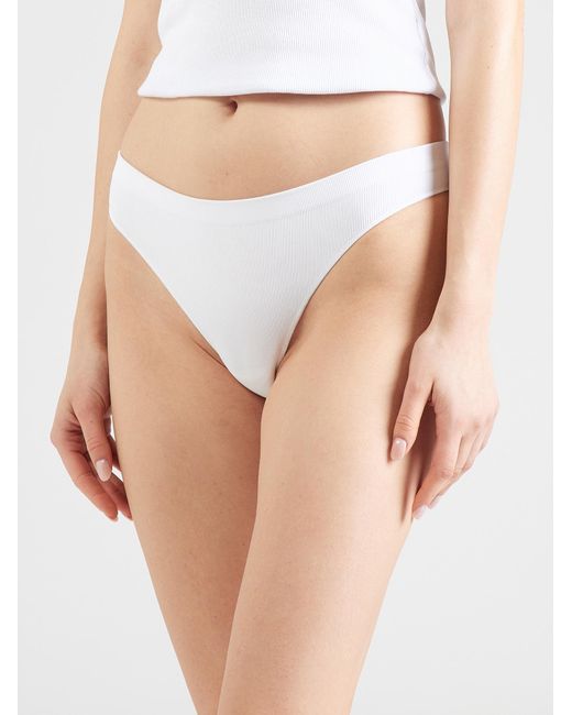 ONLY Natural String Onlvicky