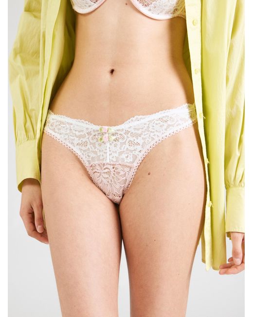 Wild Lovers White String Elise