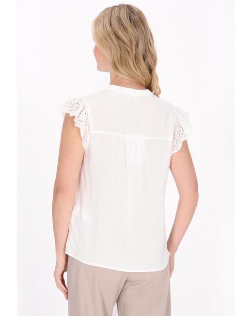 Usha White Bluse Fashion Look