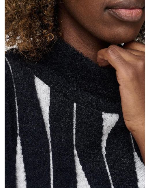 Blue Shadow Black Pullover