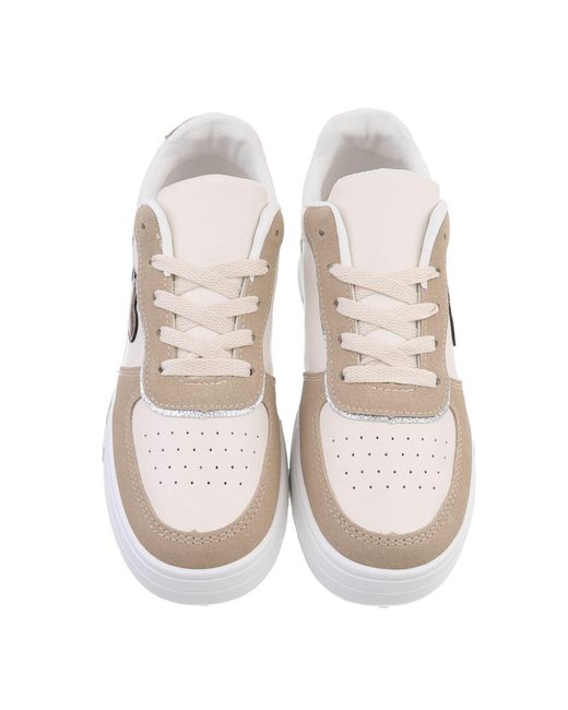 Ital-Design White Sneaker