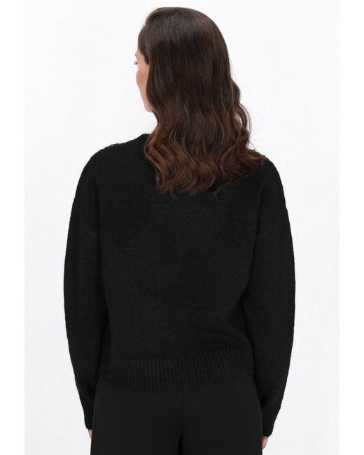 Usha Black Pullover