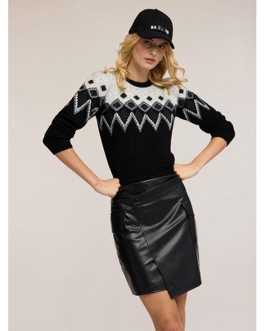 mötivi Black Pullover