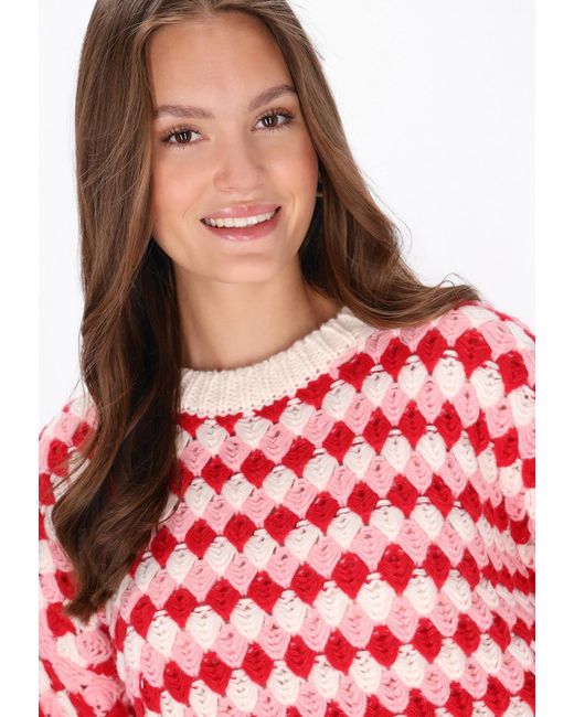 myMo Red Pullover