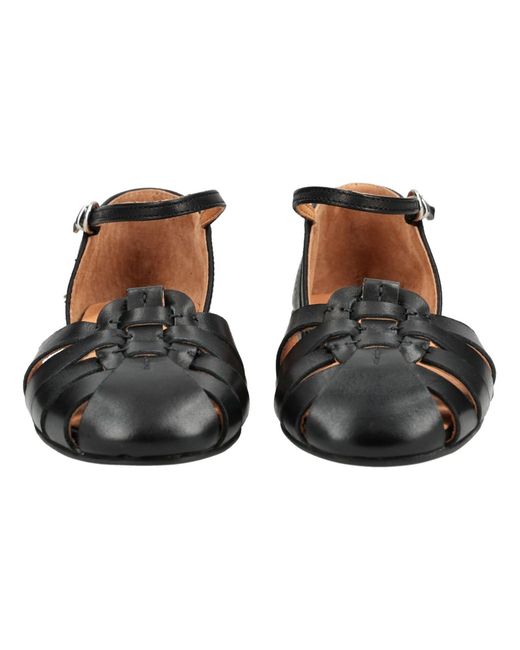 Pavement Black Sandale Henna