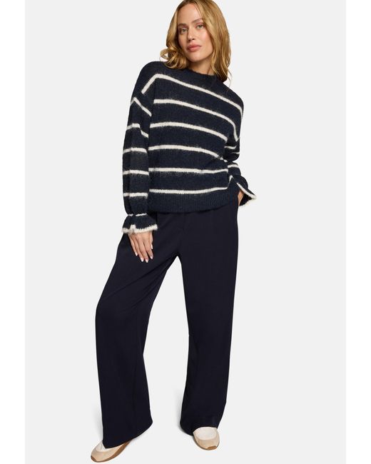 Zero Blue Pullover