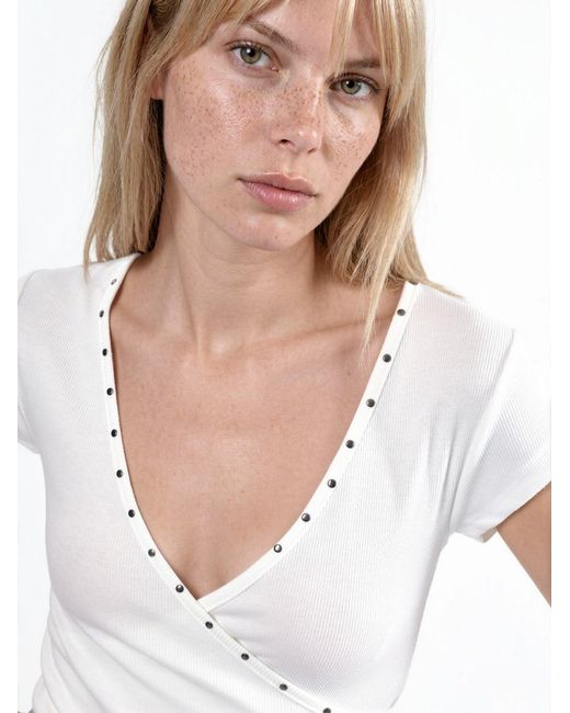 Busem White Bluse