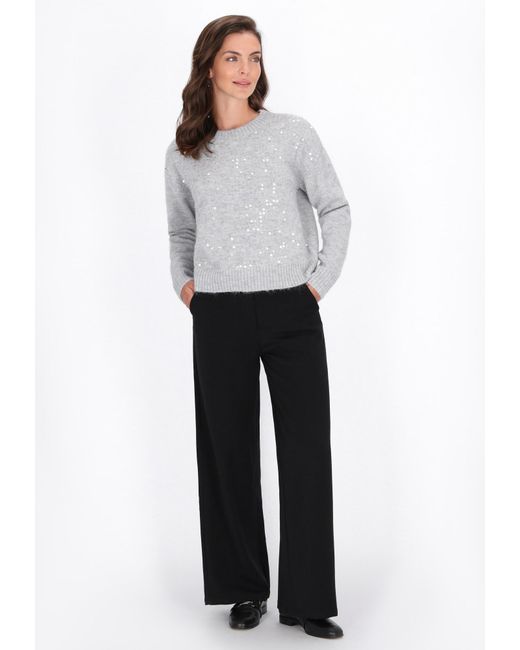 Usha White Pullover