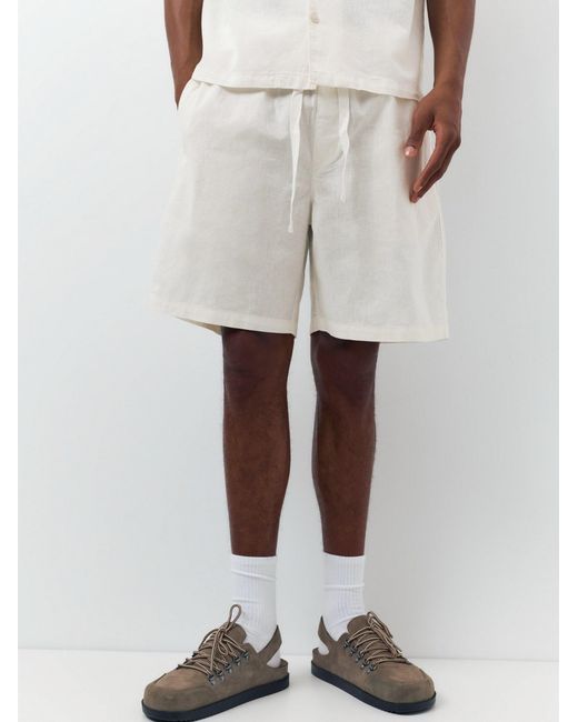 Pull&Bear Shorts in White für Herren
