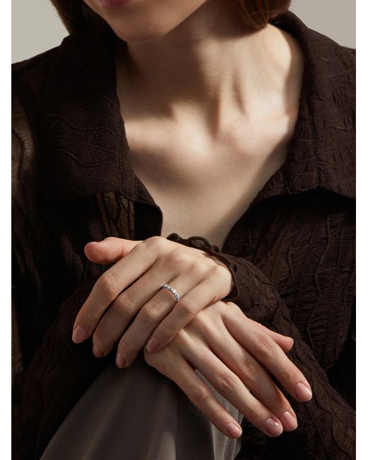 MSH White Ring Ana