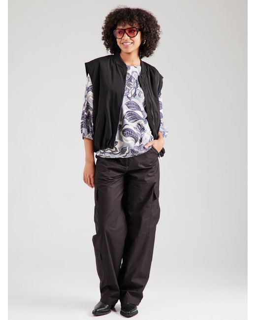 Comma, Gray Bluse