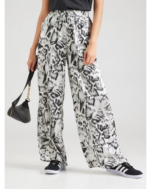 Volcom White Hose 'Alix'