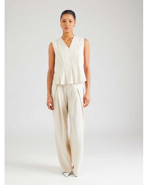 millane White Top