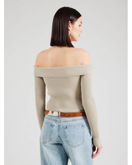 Studio Select White Pullover Greta