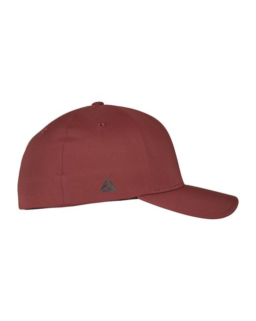 Flexfit Red Cap Delta