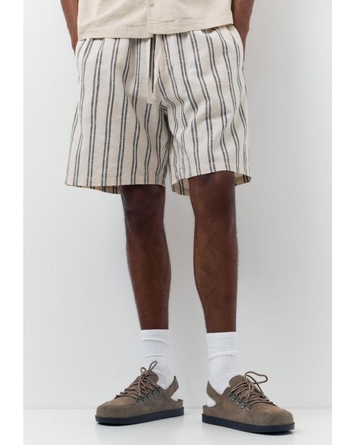 Pull&Bear Shorts in White für Herren