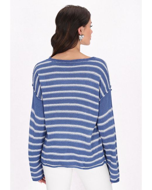 faina Blue Pullover