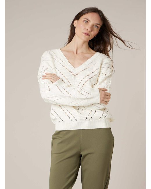 Deeluxe White Pullover Simako