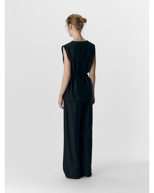 Object Black Hose 'Objyui'