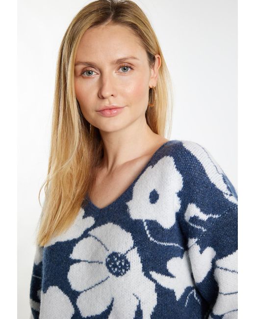 Usha Blue Pullover Lurea