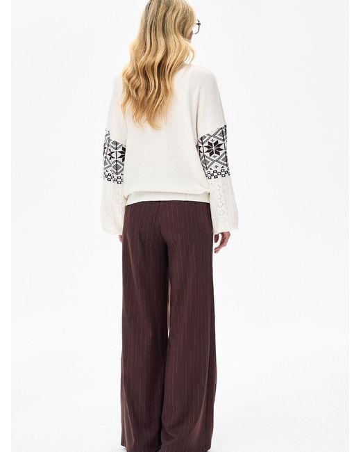 Blue Shadow White Pullover
