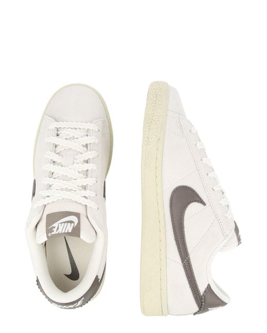 Nike White Sneaker Classic