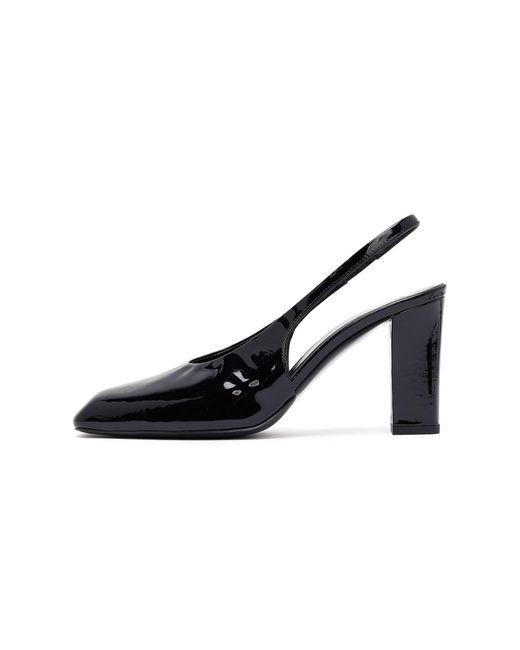 Derimod Black Pumps