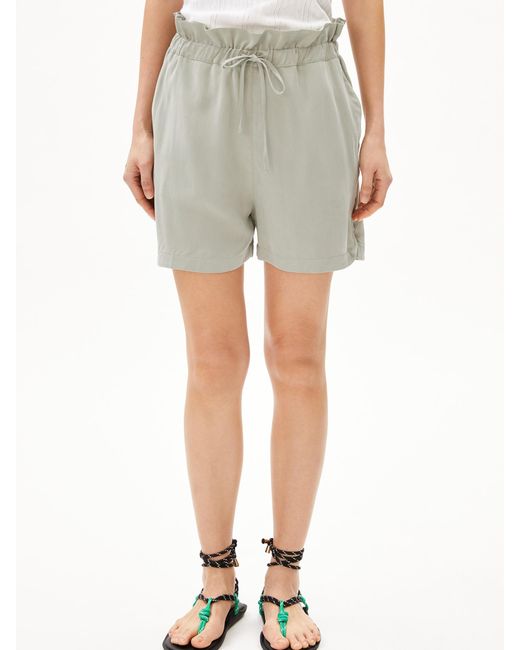 ARMEDANGELS Green Shorts Vaanna Lino