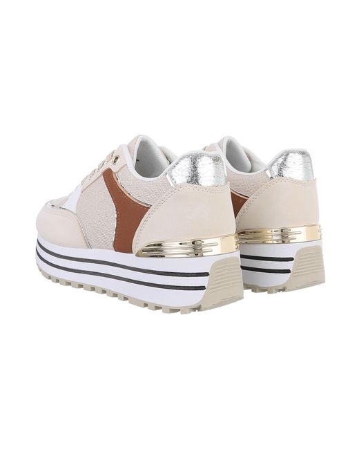 Ital-Design White Sneaker
