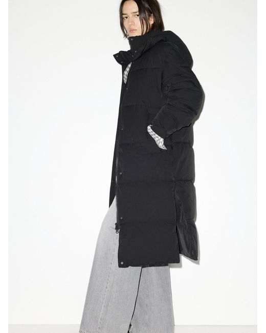 Pull&Bear Black Mantel