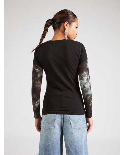 Guess Black T-Shirt