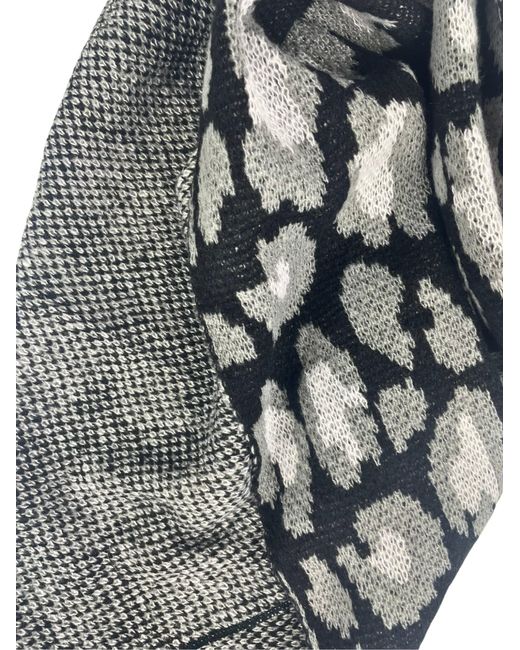 Kumixi Gray Schal Leopard
