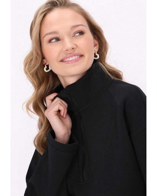 MyMo ATHLSR Black Sweatshirt