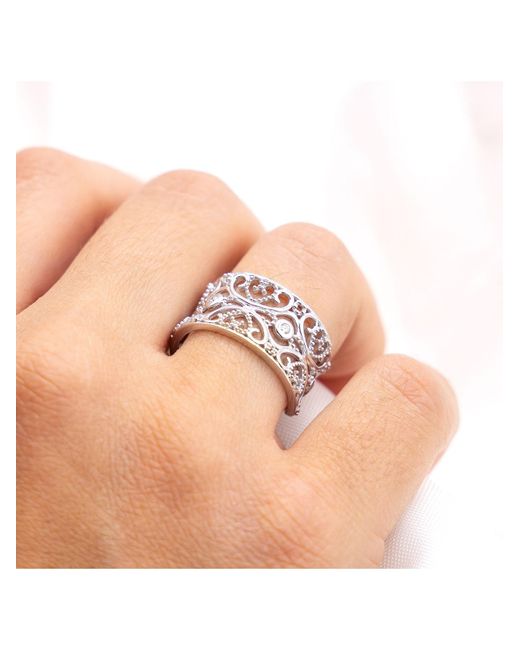Zeeme White Ring