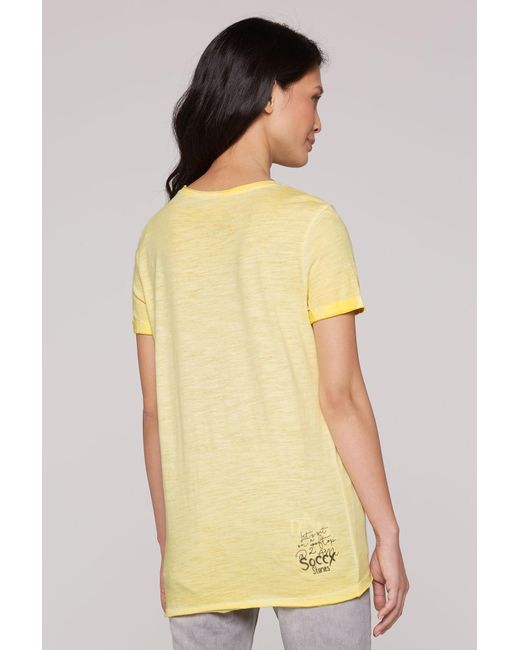 SOCCX Yellow T-Shirt Im Used Look Mit Label Prints