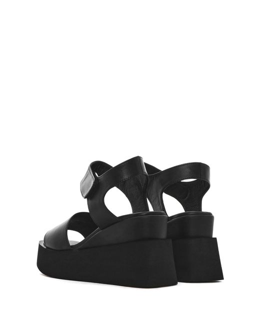Derimod Black Sandale