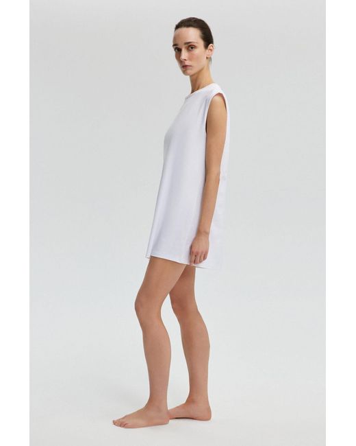 Touché Privé White Kleid