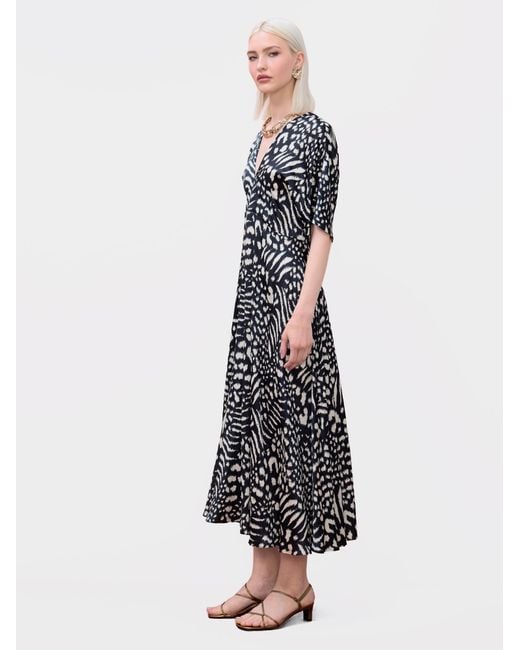 Lola Casademunt White Kleid