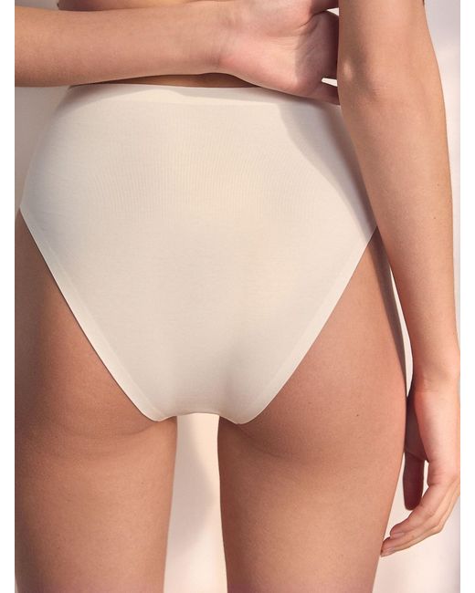 Next White Shapingslip