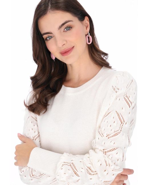 Usha White Pullover