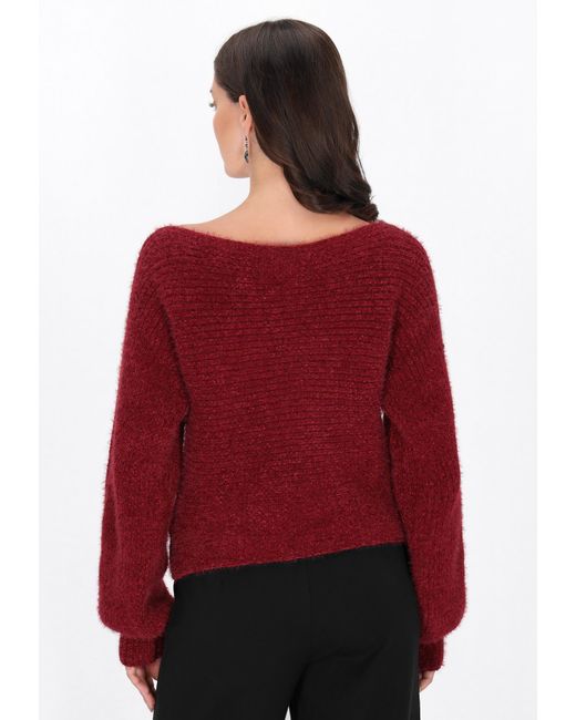 Usha Red Pullover