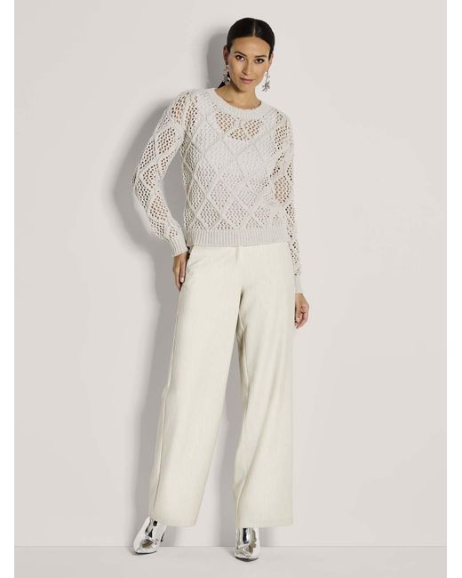 Madeleine White Pullover