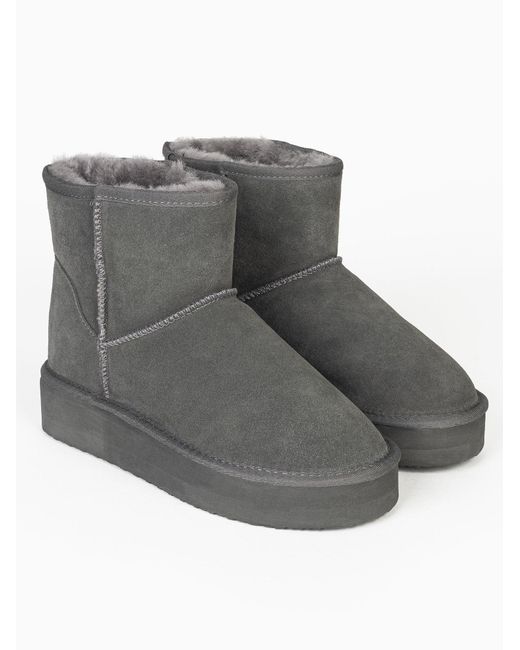Gooce Gray Boots Thimble
